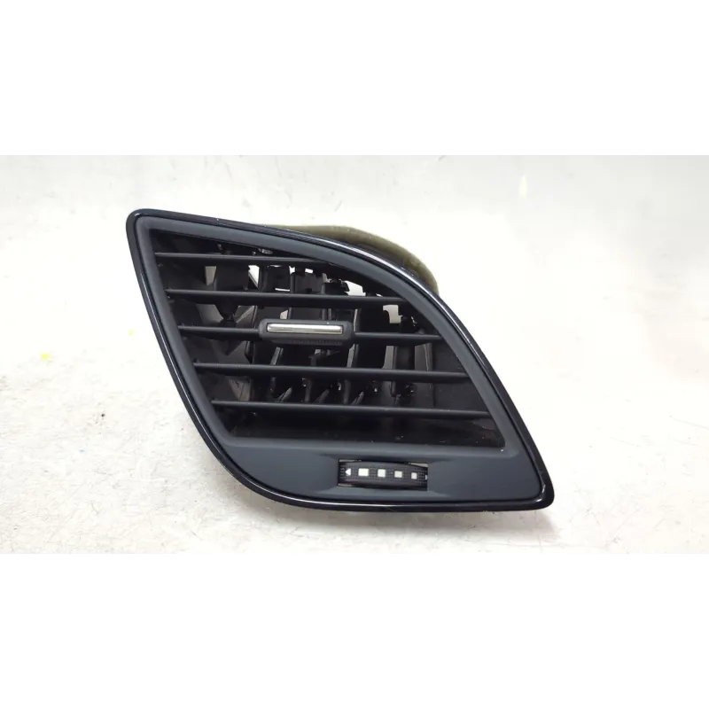 Recambio de aireador derecho para seat leon st (5f8) 1.6 tdi 4drive referencia OEM IAM 5F1820902F  