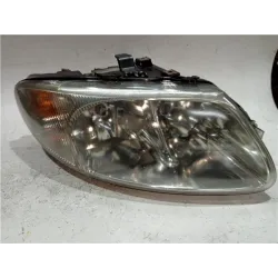 FARO DELANTERO DERECHO 04857702AB 