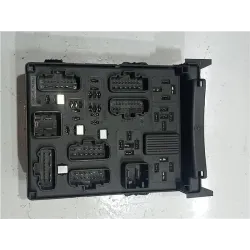 Recambio de caja fusibles/rele para renault laguna ii (bg0)(2001) 1.9 dci (bg0g) referencia OEM IAM 518831011 8200004201E  
