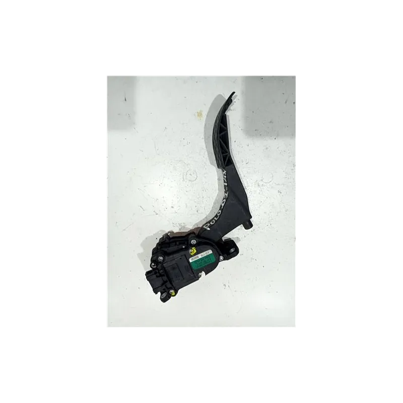 Recambio de potenciometro pedal gas para volkswagen polo iv (9n3)(04.2005) referencia OEM IAM 6Q1721503C  