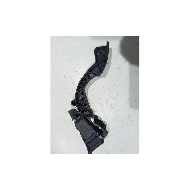 Recambio de potenciometro pedal gas para ford focus berlina (cb4)(2008) referencia OEM IAM 6PV00864132  
