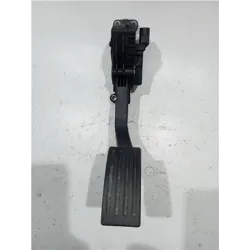Recambio de potenciometro pedal gas para ford focus berlina (cb4)(2008) referencia OEM IAM 6PV00864132  
