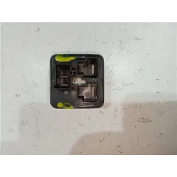 Recambio de caja precalentamiento para nissan terrano ii (r20)(02.1993) 2.7 td 4wd referencia OEM IAM 25230G2400  