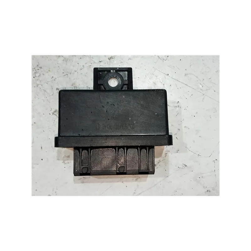 Recambio de rele inyeccion para citroën xsara berlina (1997) 1.9 td referencia OEM IAM 240107  
