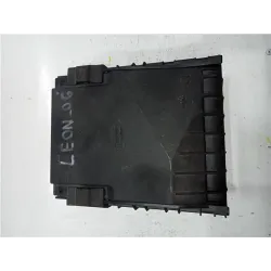 Recambio de caja fusibles/rele para seat leon (1p1)(05.2005) tdi 16v referencia OEM IAM 1K0937132F  