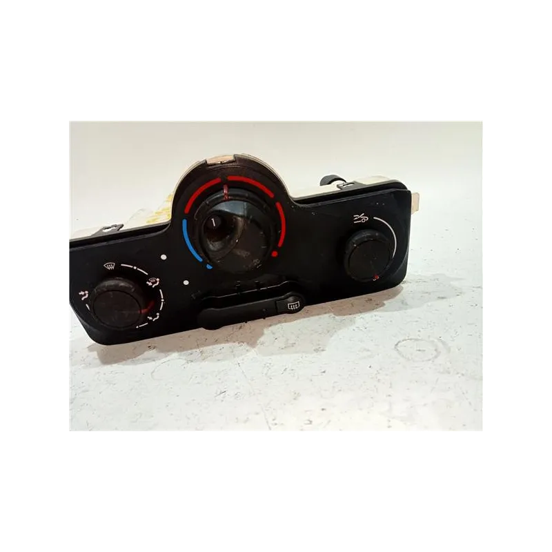 Recambio de mandos climatizador para renault clio iii (2005) 1.1 75 cv referencia OEM IAM 030966N 69590002  