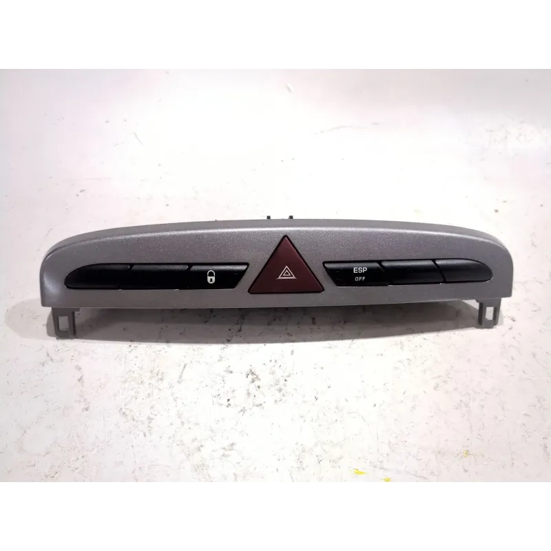 Recambio de boton emergencia para peugeot 308 (2007) 1.6 hdi referencia OEM IAM 9659215177  