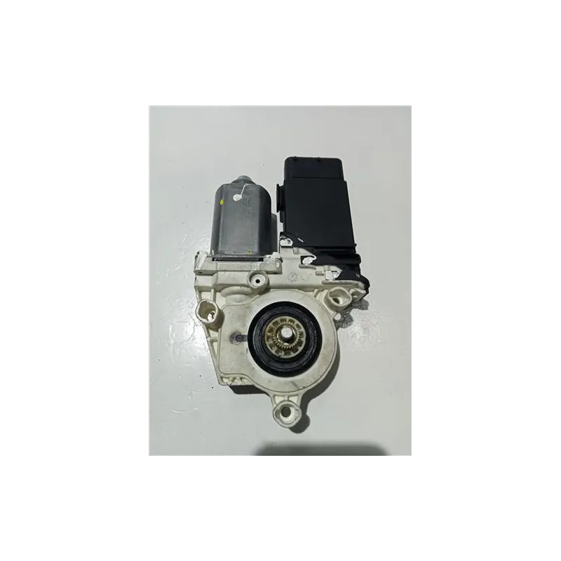 Recambio de motor elevalunas delantero izquierdo para seat leon (1m1)(11.1999) tdi referencia OEM IAM 9776105402301 F005S00061  