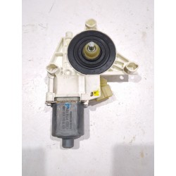 MOTOR ELEVALUNAS TRASERO DERECHO A2518200208 