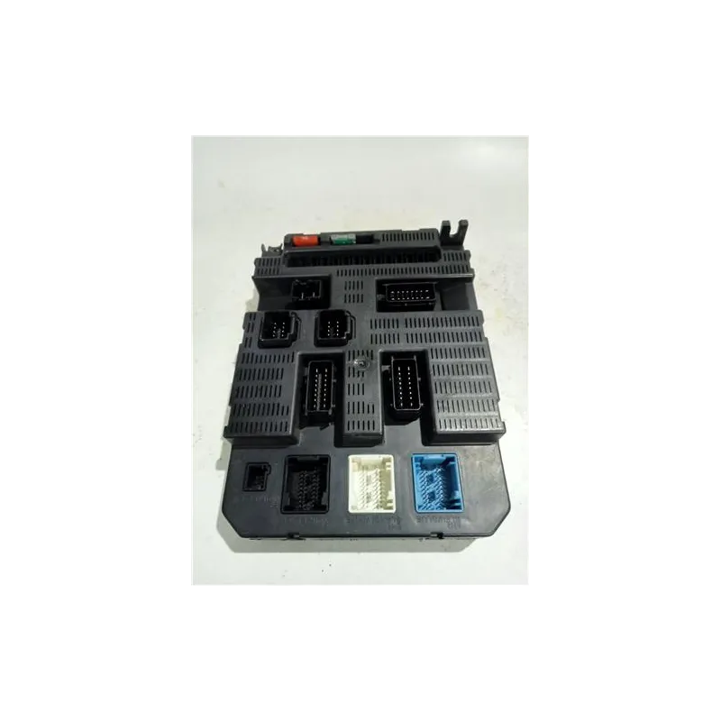 Recambio de caja fusibles/rele para citroën c4 berlina (06.2004) 2.0 16v referencia OEM IAM 9663798480  