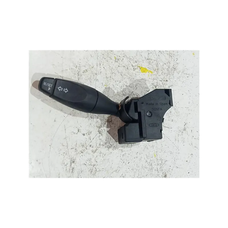 Recambio de mando multifuncion para ford fiesta (cbk)(2002) referencia OEM IAM 6S6T13335AA  