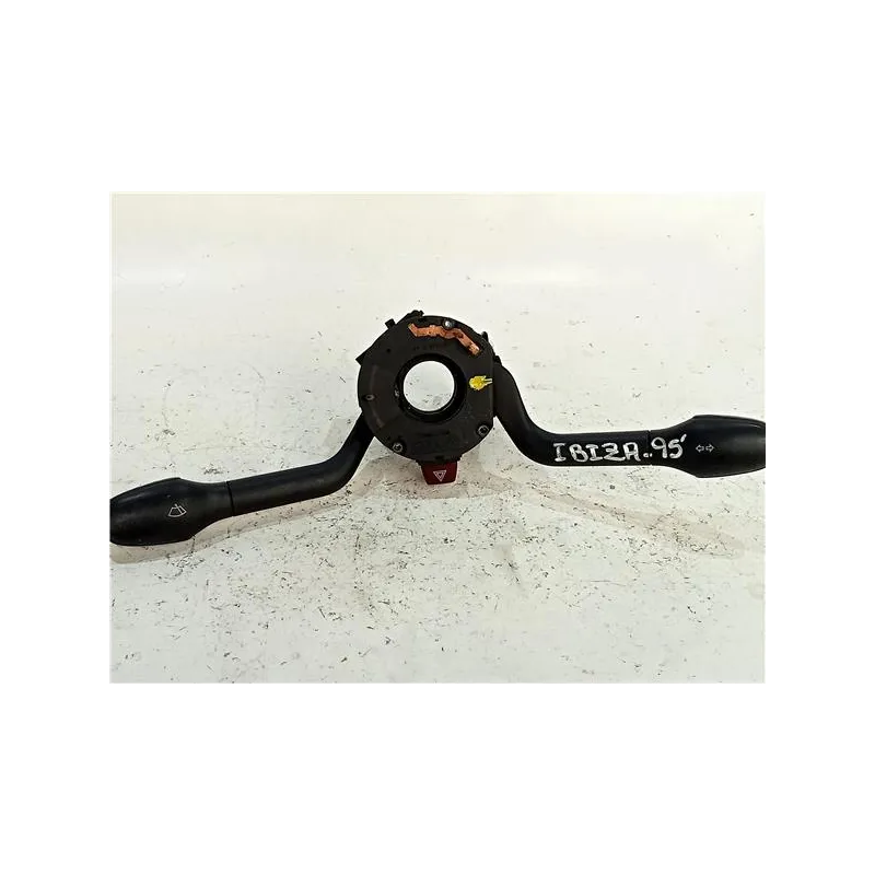 Recambio de mando multifuncion para seat ibiza (6k1)(1993) 1.4 i referencia OEM IAM 6K6953503  