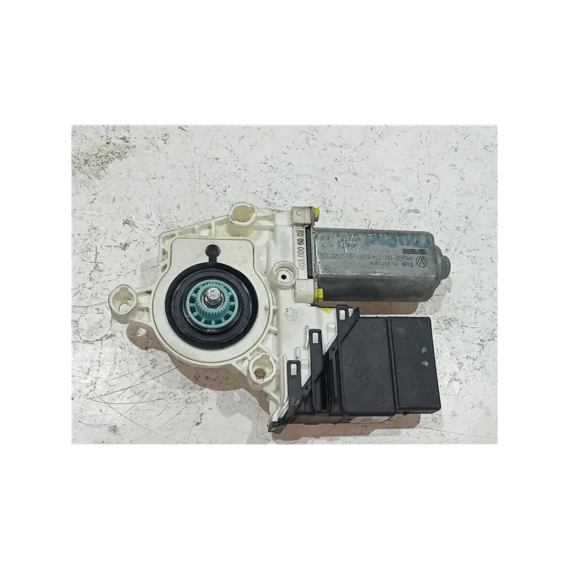 Recambio de motor elevalunas trasero izquierdo para skoda octavia berlina (1u2)(1999) referencia OEM IAM 1K0959703J 0536006002  