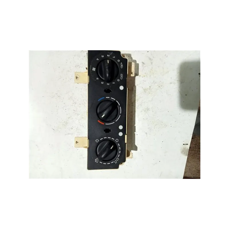 Recambio de mandos climatizador para citroën xsara berlina (1997) 1.9 td referencia OEM IAM 810621263F  