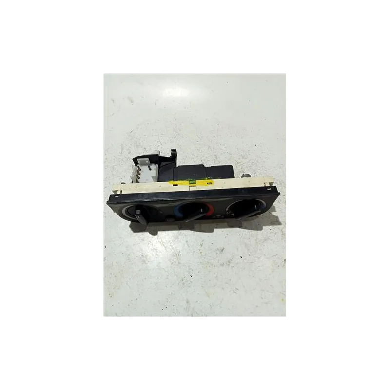 Recambio de mandos climatizador para bmw serie 3 berlina (e36)(1990) 316 i referencia OEM IAM E366411  