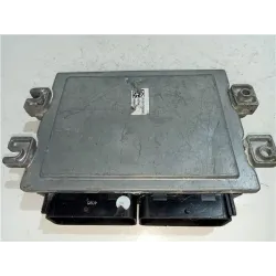 Recambio de centralita inyeccion para renault clio ii symbol (2001) referencia OEM IAM S118303125A  