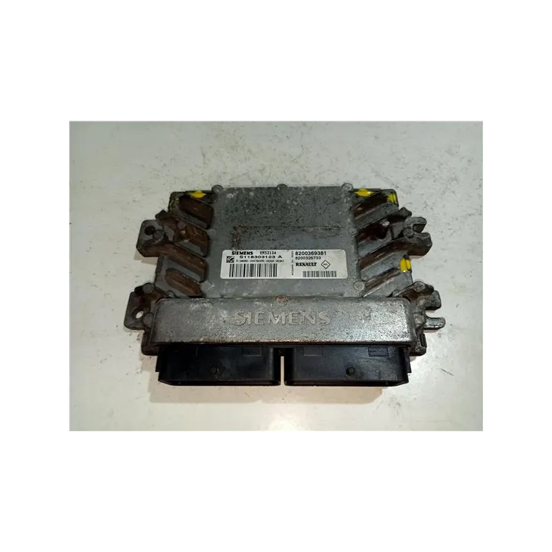 Recambio de centralita inyeccion para renault clio ii symbol (2001) referencia OEM IAM S118303123A  