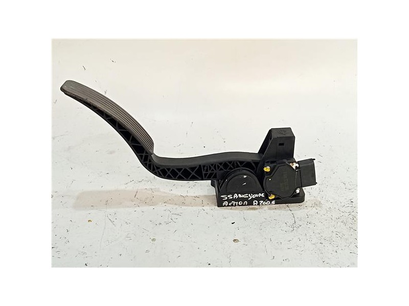 Recambio de potenciometro pedal gas para ssangyong actyon (08.2006) referencia OEM IAM 2055009000  