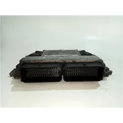 Recambio de centralita inyeccion para renault clio ii symbol (2001) referencia OEM IAM S118303123A  