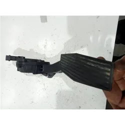 Recambio de potenciometro pedal gas para opel insignia berlina (2008) 2.0 cdti referencia OEM IAM 13237352  