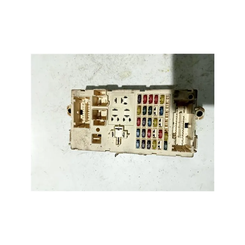 Recambio de caja fusibles/rele para fiat stilo (192)(2001) 1.9 jtd (192_xe1a) referencia OEM IAM 46797609  