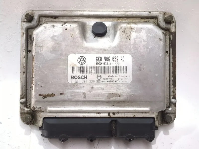 Recambio de centralita inyeccion para seat ibiza (6k1)(08.1999) 1.4 referencia OEM IAM 6K0906032AC 0261207228  
