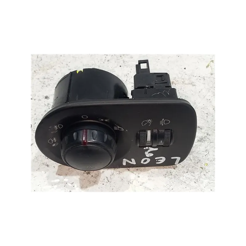 Recambio de mando de luces para seat leon (1p1)(05.2005) tdi 16v referencia OEM IAM 5P0919094A  
