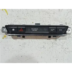 Recambio de interruptor luces emergencia para dacia sandero iii (10.2020) 1.0 comfort [1,0 ltr. - 67 kw tce cat] referencia OEM 
