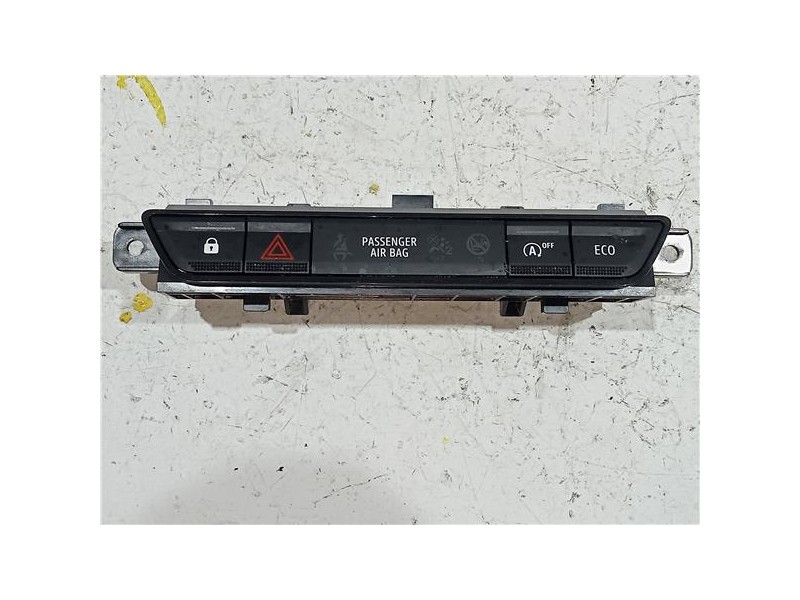 Recambio de interruptor luces emergencia para dacia sandero iii (10.2020) 1.0 comfort [1,0 ltr. - 67 kw tce cat] referencia OEM 