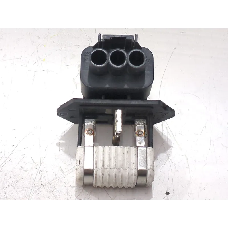Recambio de resistencia electroventilador para hyundai i30 (fd) 1.6 crdi referencia OEM IAM   