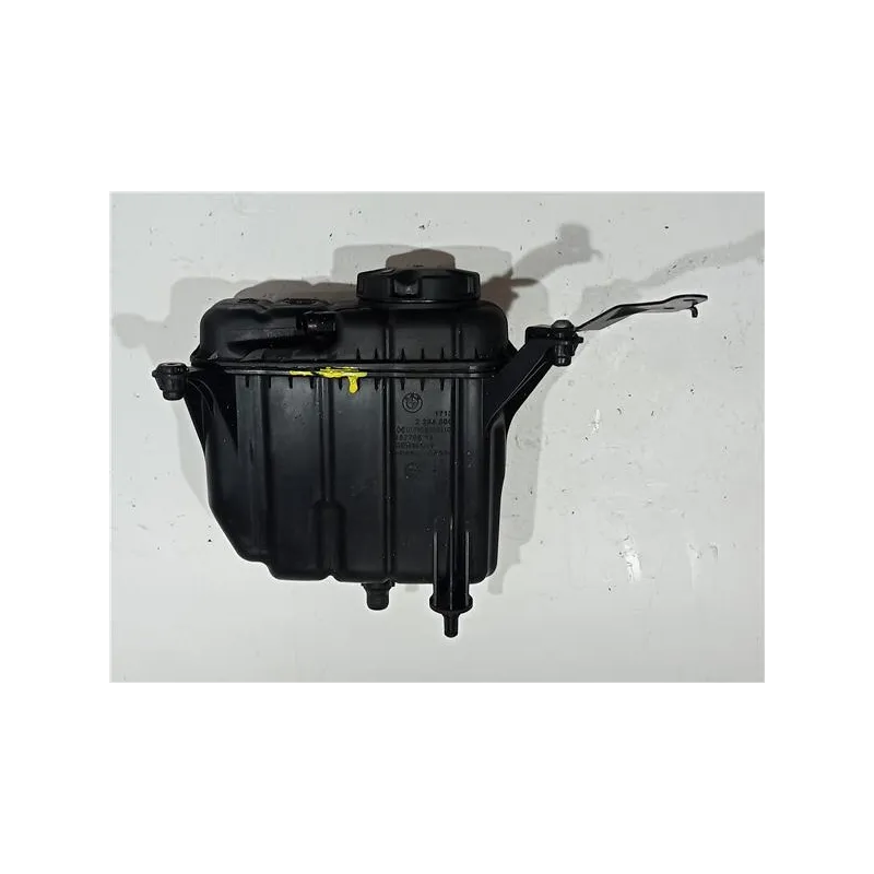 Recambio de botella expansion para bmw serie m4 coupe (f82) basis 24v referencia OEM IAM 17132284600 2284600  
