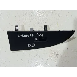 Recambio de botonera puerta delantera derecha para seat leon (1p1)(05.2005) tdi 16v referencia OEM IAM 1P1867172  