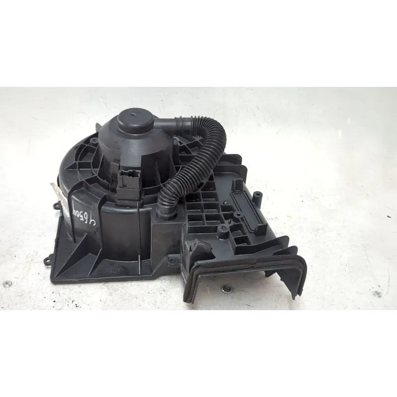 Recambio de motor calefaccion para nissan primera (p10) 2.0 referencia OEM IAM 27200BA211  