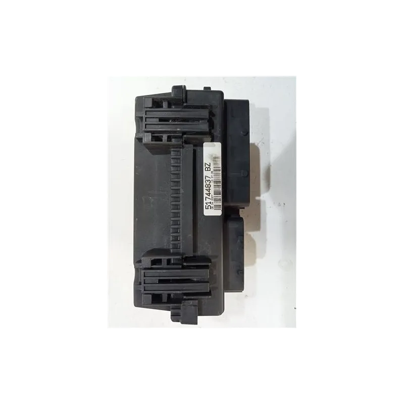 Recambio de caja fusibles/rele para fiat grande punto (199)(2005) referencia OEM IAM 51744837BZ  