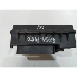 Recambio de caja fusibles/rele para fiat grande punto (199)(2005) referencia OEM IAM 51744837BZ  