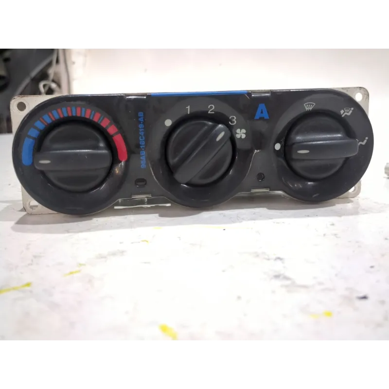 Recambio de mando climatizador para ford fiesta (cbk)(2002) referencia OEM IAM 95AW18K309AA  