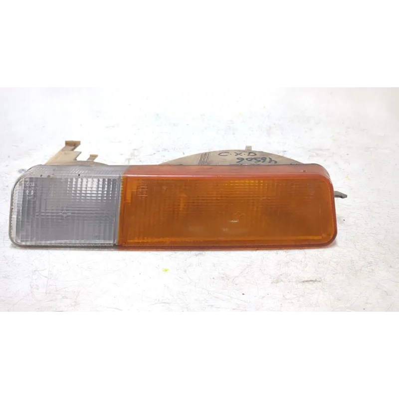 Recambio de intermitente delantero derecho para citroën cx berlina (1979) 2500 d referencia OEM IAM 10828006  