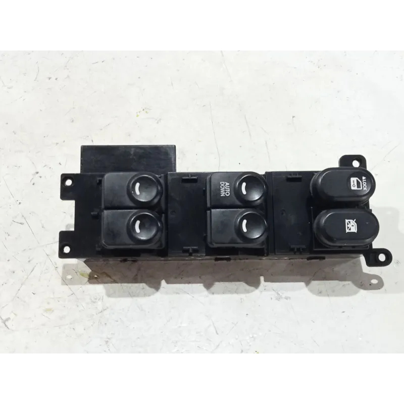 Recambio de mando elevalunas delantero izquierdo para hyundai i30 (fd) 1.6 crdi referencia OEM IAM 935702L010  