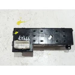 Recambio de mando elevalunas delantero izquierdo para hyundai i30 (fd) 1.6 crdi referencia OEM IAM 935702L010  