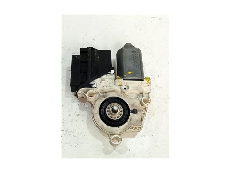 Recambio de motor elevalunas delantero derecho para seat ibiza (6l1)(04.2002) 1.9 tdi referencia OEM IAM 104383101  
