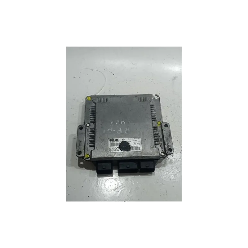 Recambio de centralita inyeccion para citroën xsara berlina (1997) 1.9 td referencia OEM IAM 0281011523 EDC15C225  