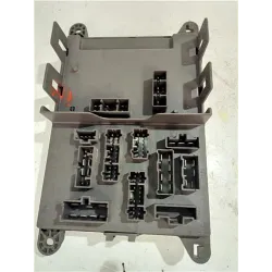 Recambio de caja fusibles/rele para land rover freelander (ln)(08.2002) referencia OEM IAM 153100221102  
