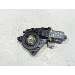 MOTOR ELEVALUNAS DELANTERO DERECHO 824602R000 