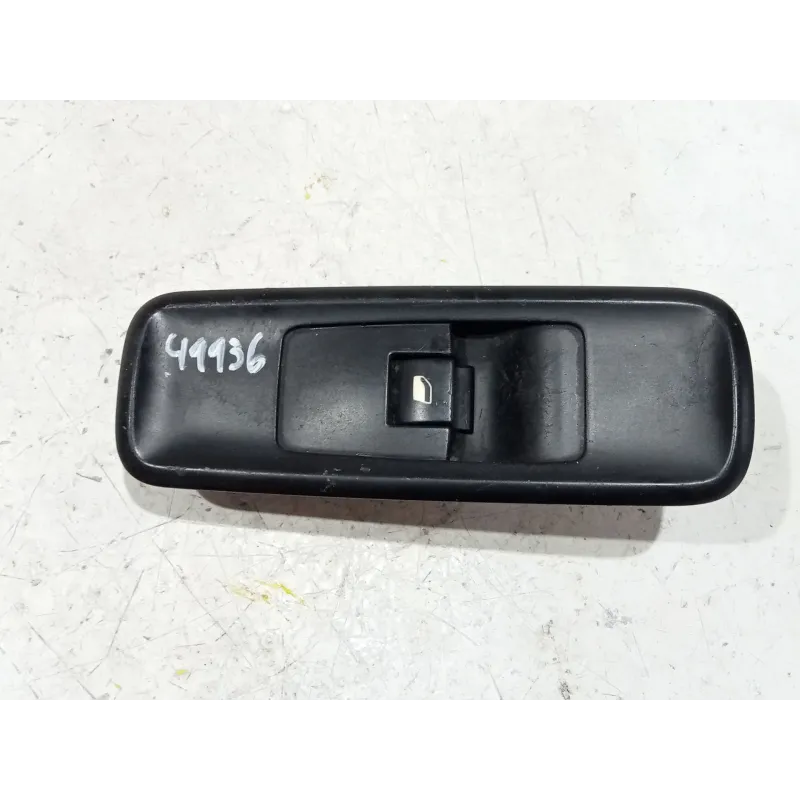 Recambio de mando elevalunas delantero derecho para peugeot 308 (2007) 1.6 hdi referencia OEM IAM 14893750XT  