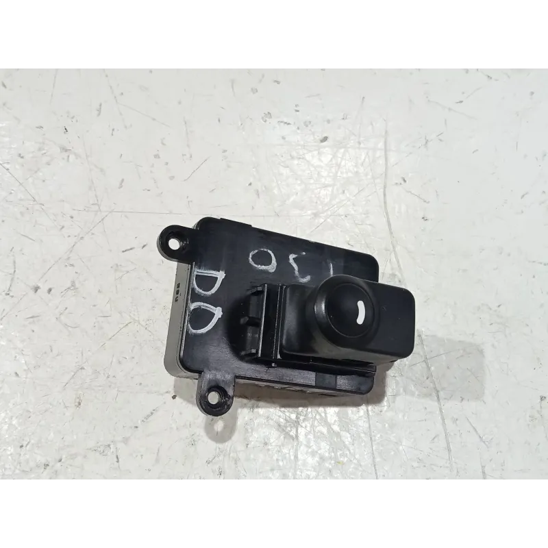 Recambio de mando elevalunas delantero derecho para hyundai i30 (fd) 1.6 crdi referencia OEM IAM 935752L011  