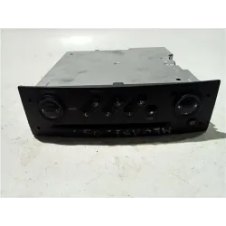 Recambio de radio cd para renault clio iii (2005) 1.1 75 cv referencia OEM IAM 8200483757T  