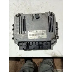 Recambio de centralita inyeccion para renault scenic ii (jm)(2003) 1.9 dci (jm12, jm0g) referencia OEM IAM 0281011776  