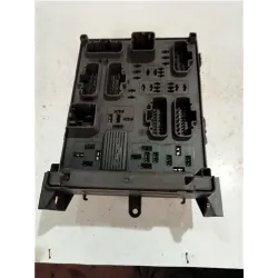Recambio de caja fusibles/rele para renault vel satis (bj0)(2002) 3.0 dci (bj0n) referencia OEM IAM 518835012  