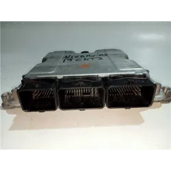 Recambio de centralita inyeccion para opel vivaro (2001) 2.5 dti referencia OEM IAM 0281010632  