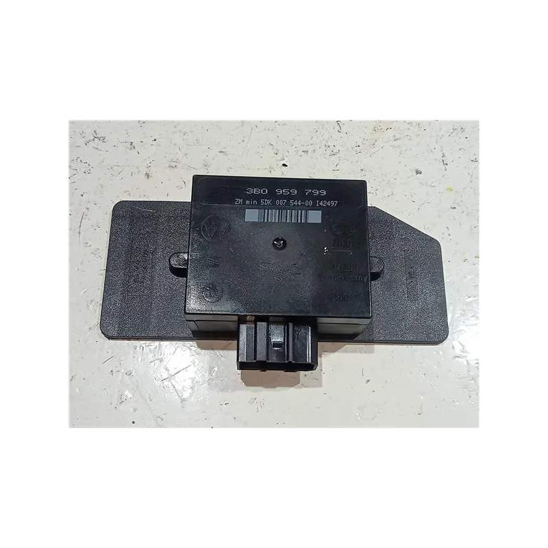 Recambio de modulo electronico para volkswagen passat berlina (3b2)(1996) 1.9 tdi referencia OEM IAM 3B0959799 5DK00754400  